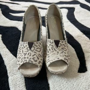 Toms snow leopard wedges.
